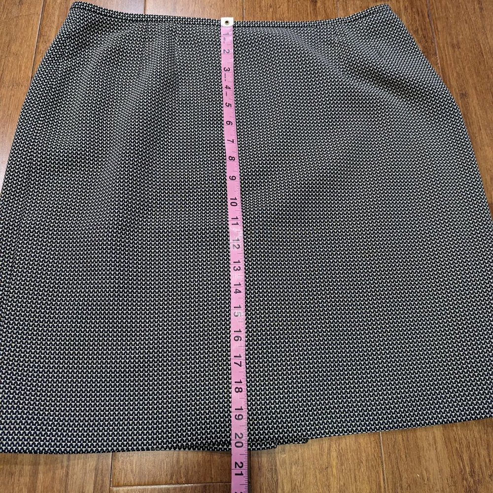 Kasper Black/White Print Pencil Skirt - Picture 4 of 9